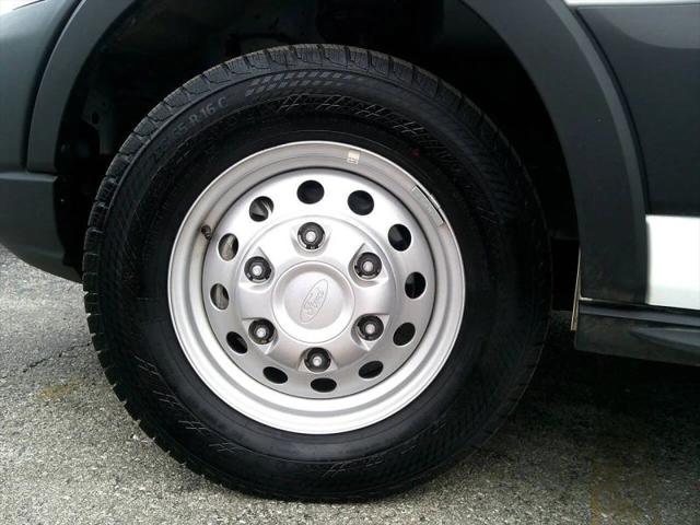2024 Ford Transit Cargo Van w/LWB w/9 950-lb GVWR