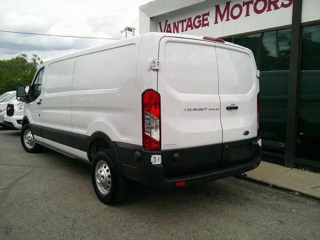 2024 Ford Transit Cargo Van w/LWB w/9 950-lb GVWR