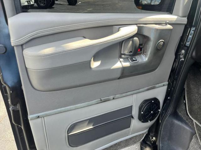 2012 GMC Savana 2500 Upfitter