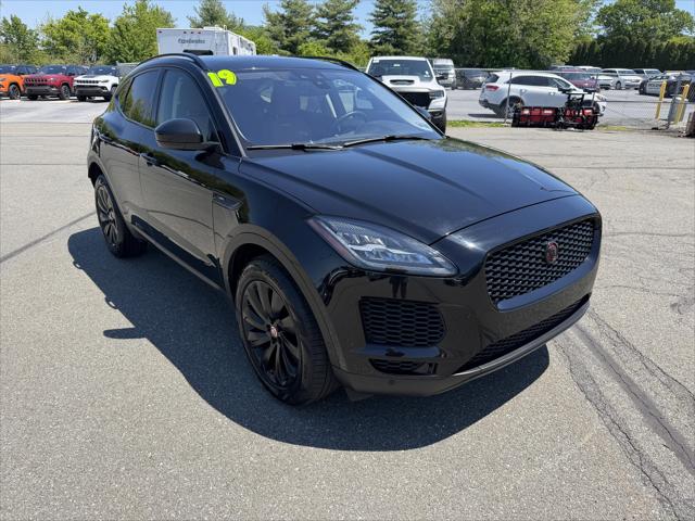 2019 Jaguar E-PACE SE 2019 Jaguar E-PACE SE