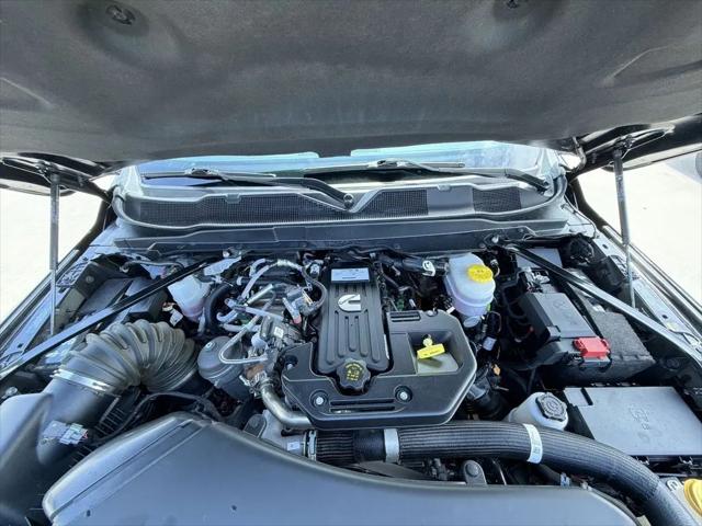 2026 Ram 3500 Tradesman Crew Cab 4x4 8' Box
