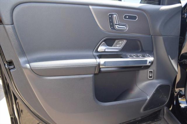 2023 Mercedes-Benz EQB 300 4MATIC
