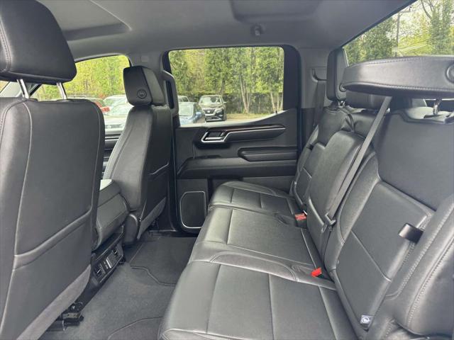 2025 GMC Sierra 1500 4WD Crew Cab Short Box SLT