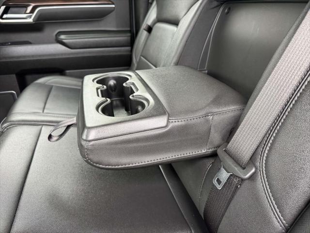 2025 GMC Sierra 1500 4WD Crew Cab Short Box SLT