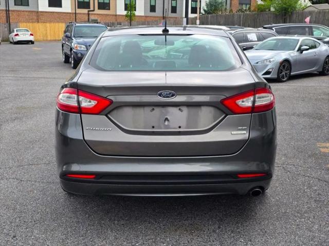 2014 Ford Fusion SE