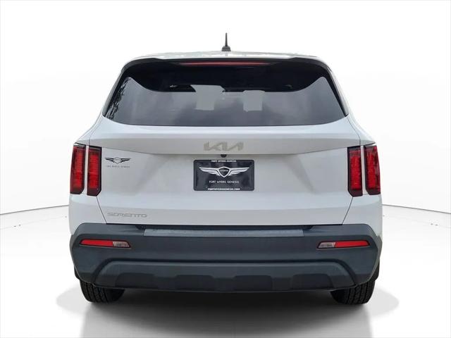 2023 Kia Sorento LX