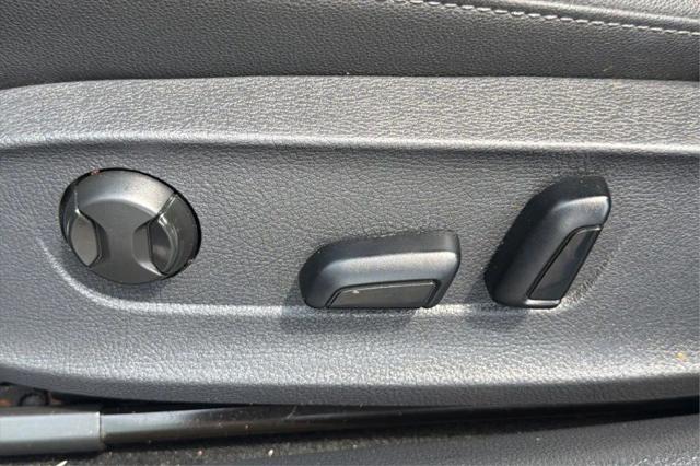 2022 Volkswagen Passat 2.0T SE