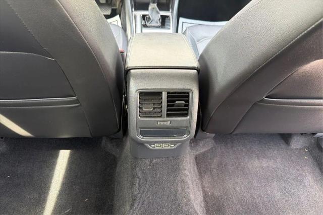 2022 Volkswagen Passat 2.0T SE