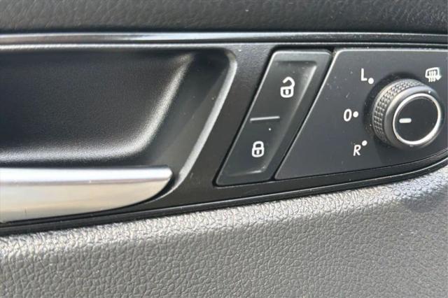 2022 Volkswagen Passat 2.0T SE