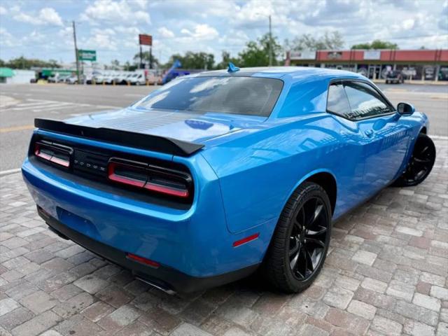 2016 Dodge Challenger R/T Plus
