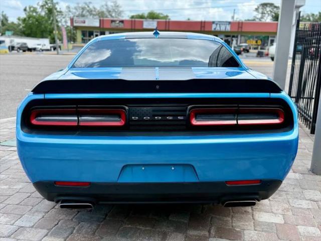 2016 Dodge Challenger R/T Plus