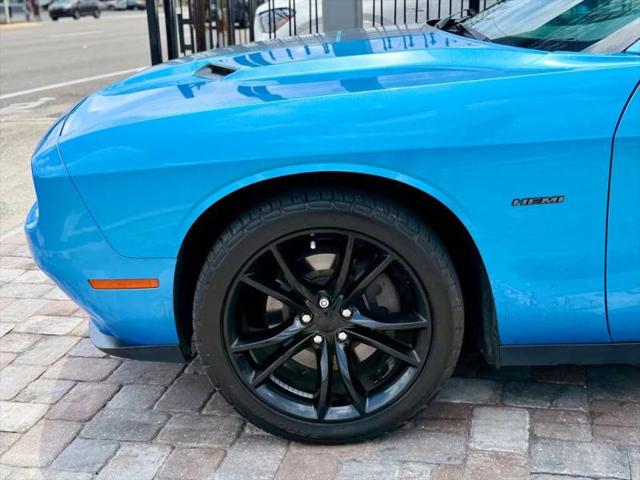 2016 Dodge Challenger R/T Plus