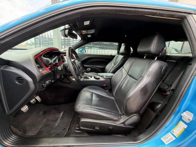 2016 Dodge Challenger R/T Plus
