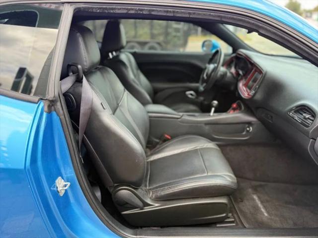 2016 Dodge Challenger R/T Plus