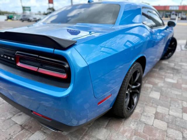 2016 Dodge Challenger R/T Plus