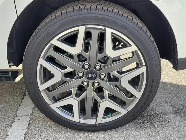 2026 Ford Expedition Max Platinum MAX