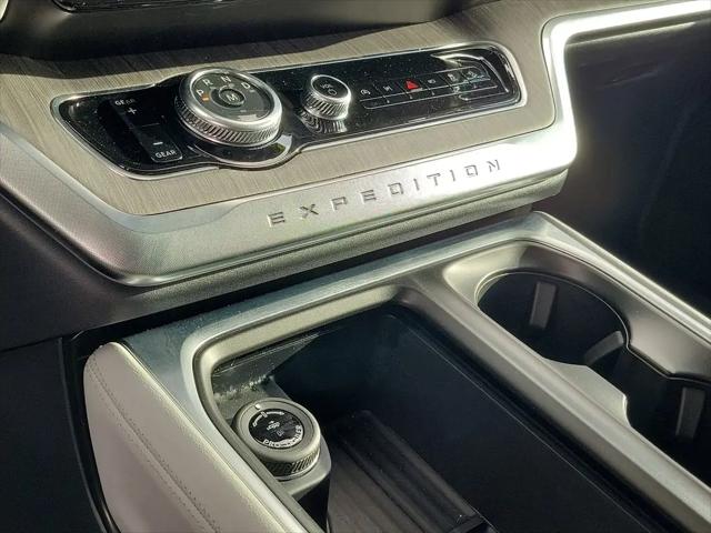 2026 Ford Expedition Max Platinum MAX