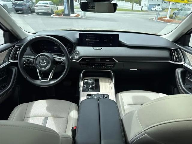 2025 Mazda CX-70 Premium Package