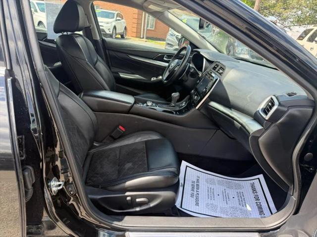 2018 Nissan Maxima 3.5 SR
