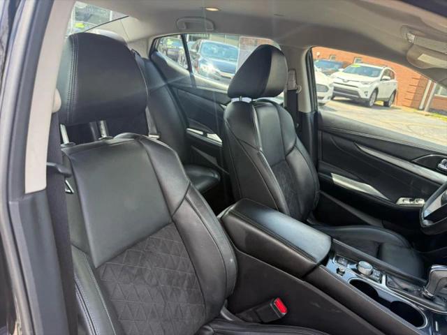 2018 Nissan Maxima 3.5 SR