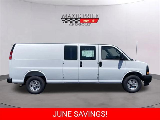 2026 Chevrolet Express Cargo Van 2500 Extended Wheelbase, WT, RWD