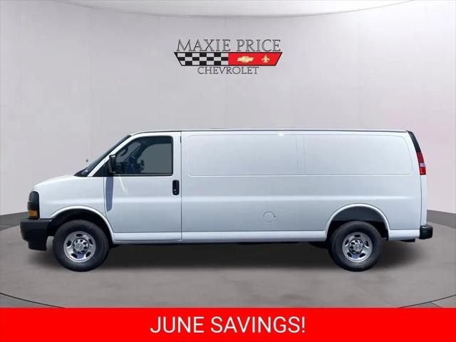 2026 Chevrolet Express Cargo Van 2500 Extended Wheelbase, WT, RWD