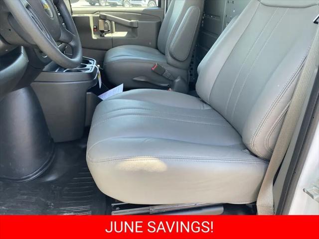 2026 Chevrolet Express Cargo Van 2500 Extended Wheelbase, WT, RWD