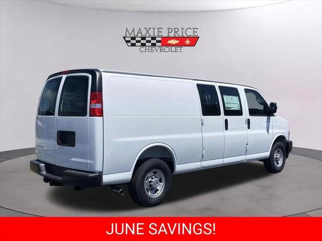 2026 Chevrolet Express Cargo Van 2500 Extended Wheelbase, WT, RWD