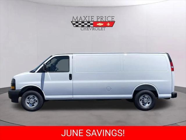 2026 Chevrolet Express Cargo Van 2500 Extended Wheelbase, WT, RWD
