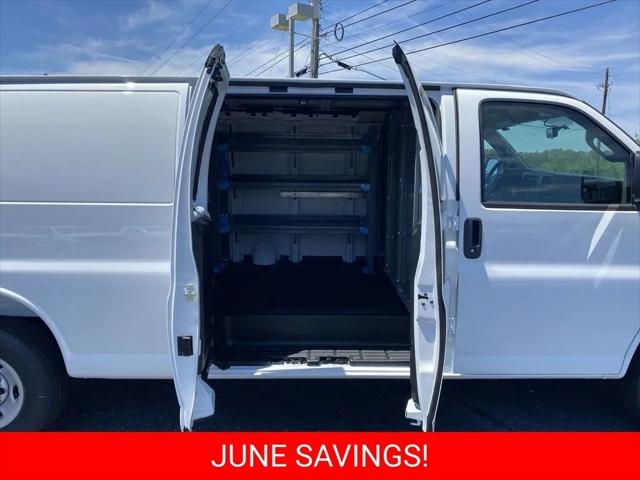 2026 Chevrolet Express Cargo Van 2500 Extended Wheelbase, WT, RWD