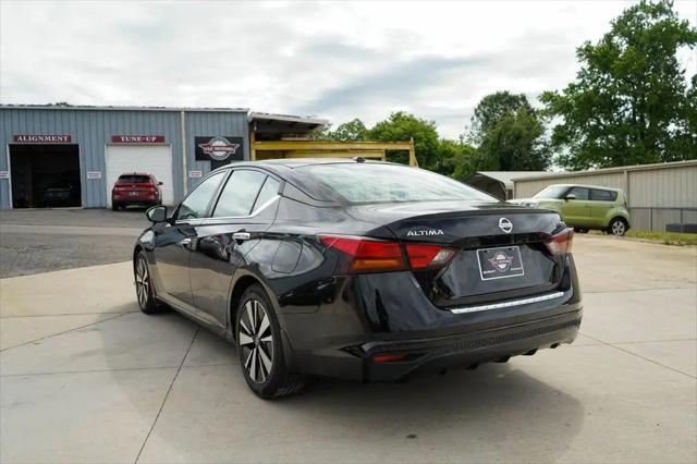 2022 Nissan Altima SV FWD