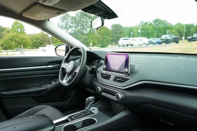 2022 Nissan Altima SV FWD