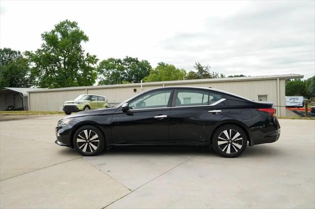2022 Nissan Altima SV FWD