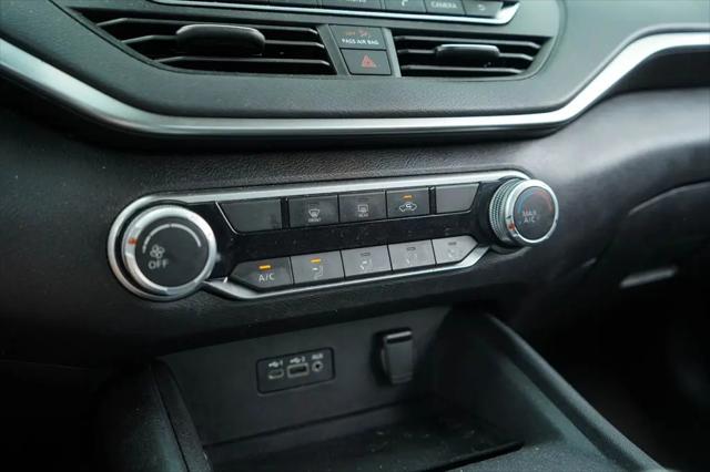 2022 Nissan Altima SV FWD