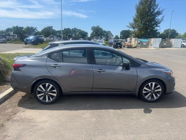 2020 Nissan Versa SR Xtronic CVT
