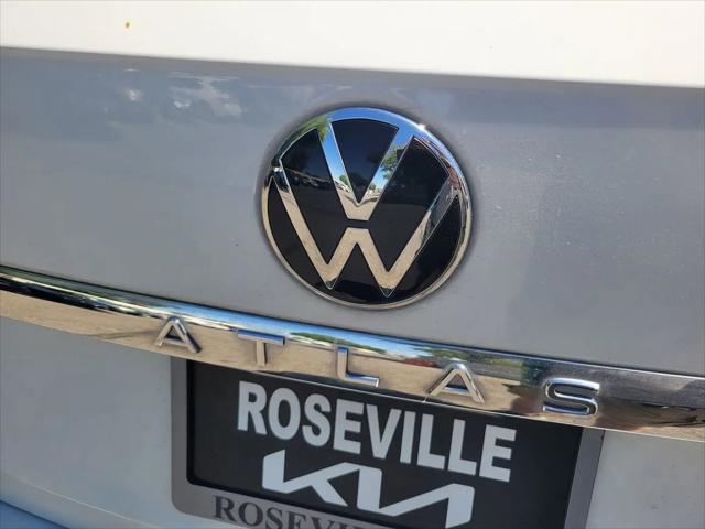 2022 Volkswagen Atlas 3.6L V6 SE w/Technology