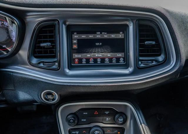 2020 Dodge Challenger SXT