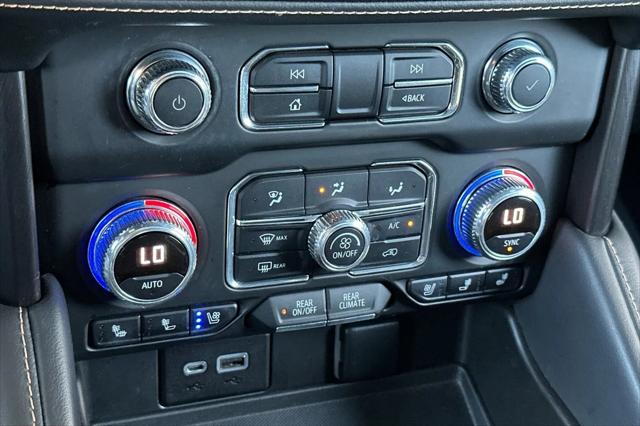 2022 GMC Yukon 4WD AT4