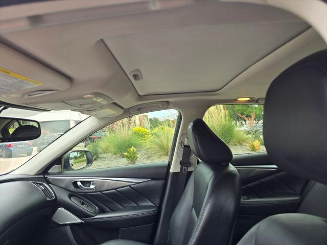 2017 INFINITI Q50 3.0t Premium