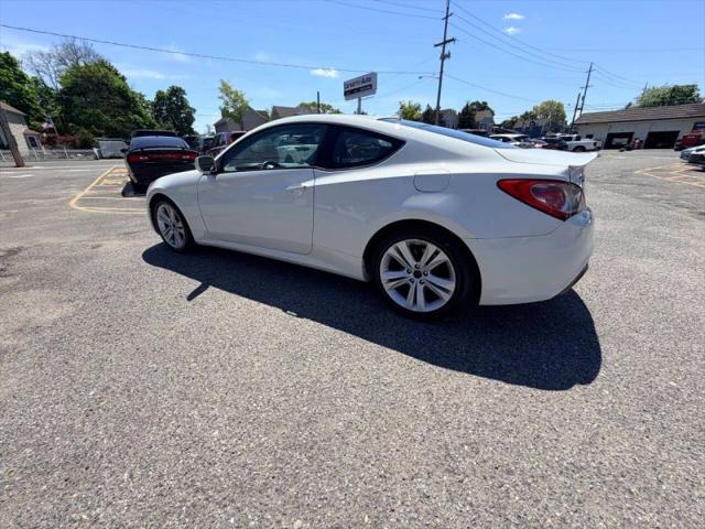 2010 Hyundai Genesis Coupe 2.0T