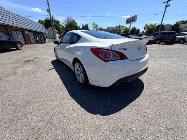 2010 Hyundai Genesis Coupe 2.0T