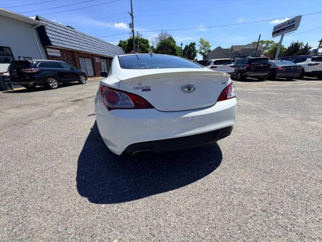 2010 Hyundai Genesis Coupe 2.0T