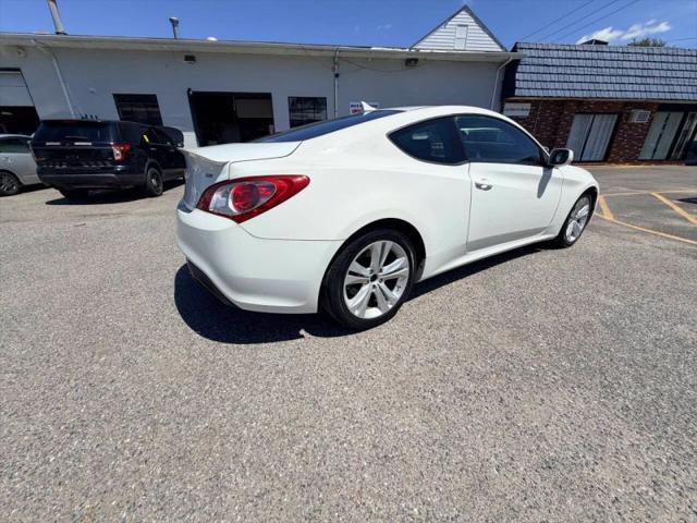 2010 Hyundai Genesis Coupe 2.0T