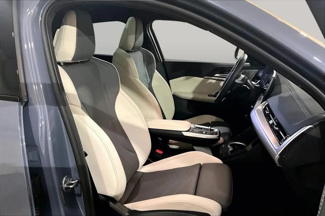 2025 BMW X2 xDrive28i