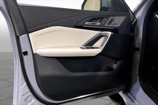 2025 BMW X2 xDrive28i