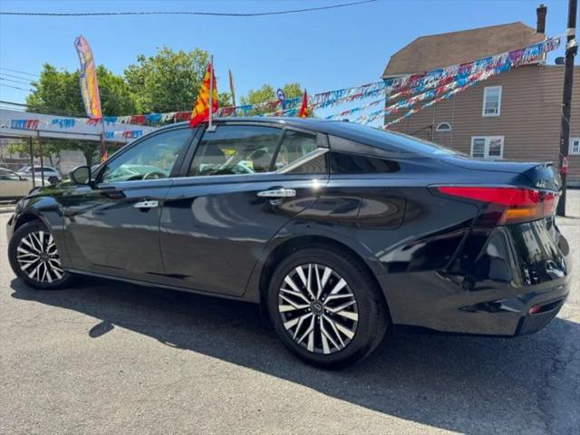 2024 Nissan Altima SV FWD