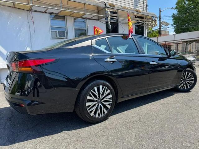 2024 Nissan Altima SV FWD