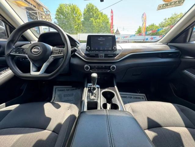 2024 Nissan Altima SV FWD