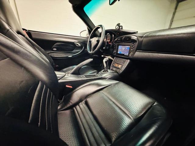 2001 Porsche 911 Carrera