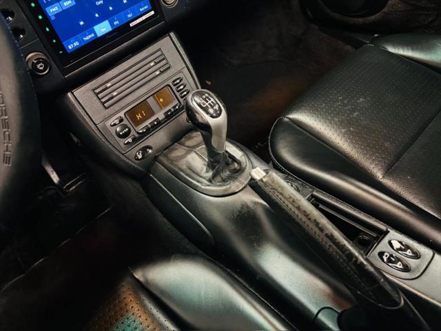 2001 Porsche 911 Carrera